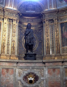 Statua di San Giovanni Battista nel Duomo di Siena