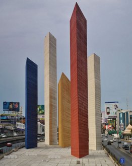 Torres de Satélite (collaborazione con Luis Barragán e Jesús Rey