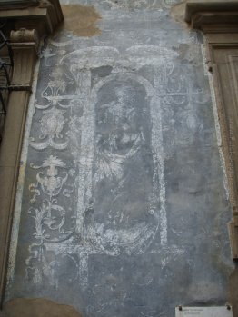 Palazzo Ramirez de Montalvo, graffiti