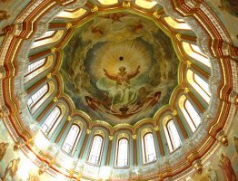 Il dipinto della cupola principale del tempio di Cristo Salvator