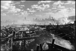 Incendio a Hoboken, di fronte a Manhattan