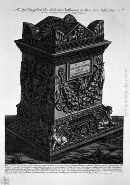 Urna in marmo contenente i resti di Lucio Aurelio Terento e sua