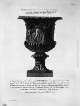 Vaso antico del marmo molto nel Palazzo di Villa Borghese