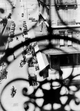 La Canebière Street, Marsiglia - Vista attraverso il balcone Gri